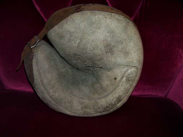 Early 1900's Crescent Catchers Mitt Front